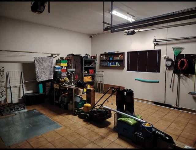 4 BEDROOM TOWNHOUSE FOR SALE IN CASHAN